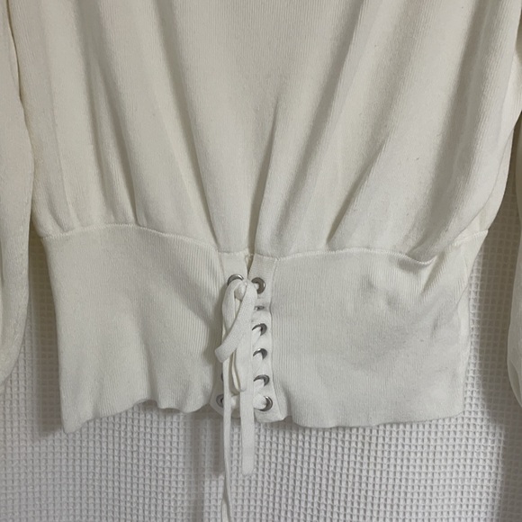 Express white sweater - Picture 2 of 7